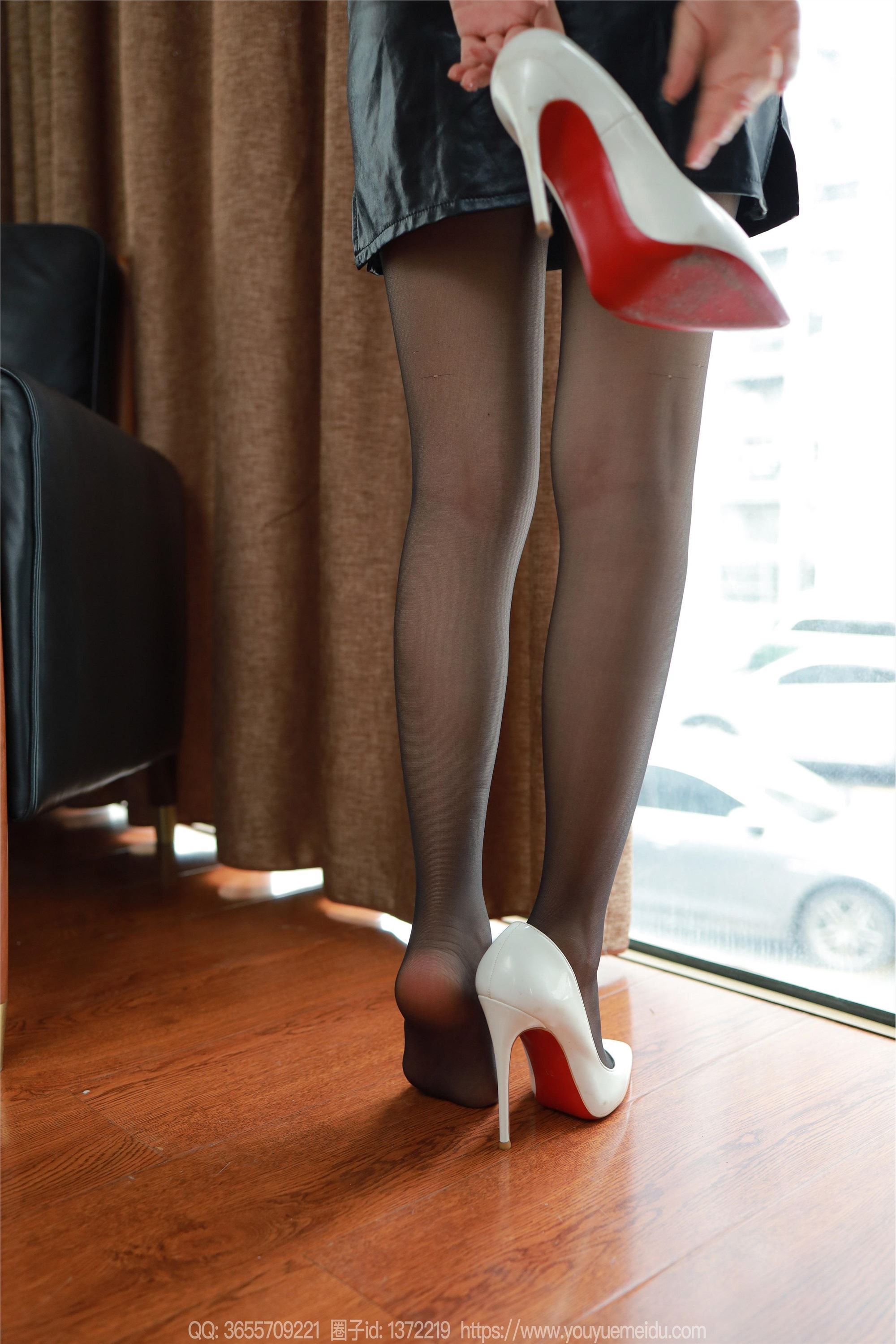 IESS异思趣向  2025.03.02 丝享家 1990 美子《红衣黑裙》